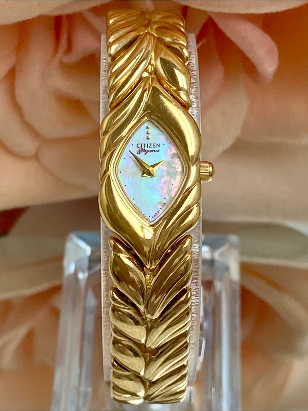 Vintage Citizen Elegance Mother of Pearl Dial Ladies Dress Watch